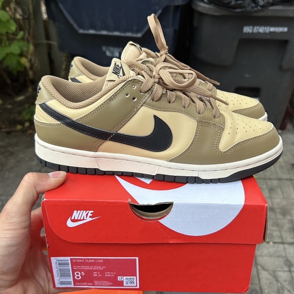 Nike Dunk Low Dark Driftwood
Size 7 / 8.5 womens - Picture 1 of 7